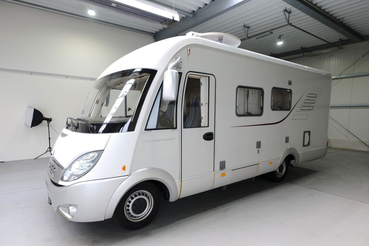 HYMER / ERIBA / HYMERCAR B 655 SL/Festbett+Hubbett/Solar/Klima/TOP - Integrated motorhome: picture 2 HYMER / ERIBA / HYMERCAR B 655 SL/Festbett+Hubbett/Solar/Klima/TOP - Integrated motorhome: picture 2