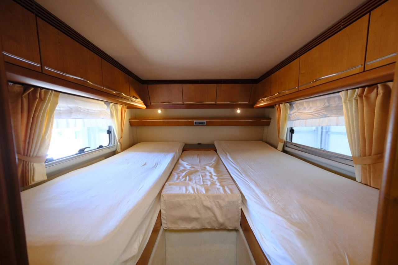Integrated motorhome Niesmann + Bischoff Flair I 8000 EB / Automatik / Einzelbetten / TOP: picture 17