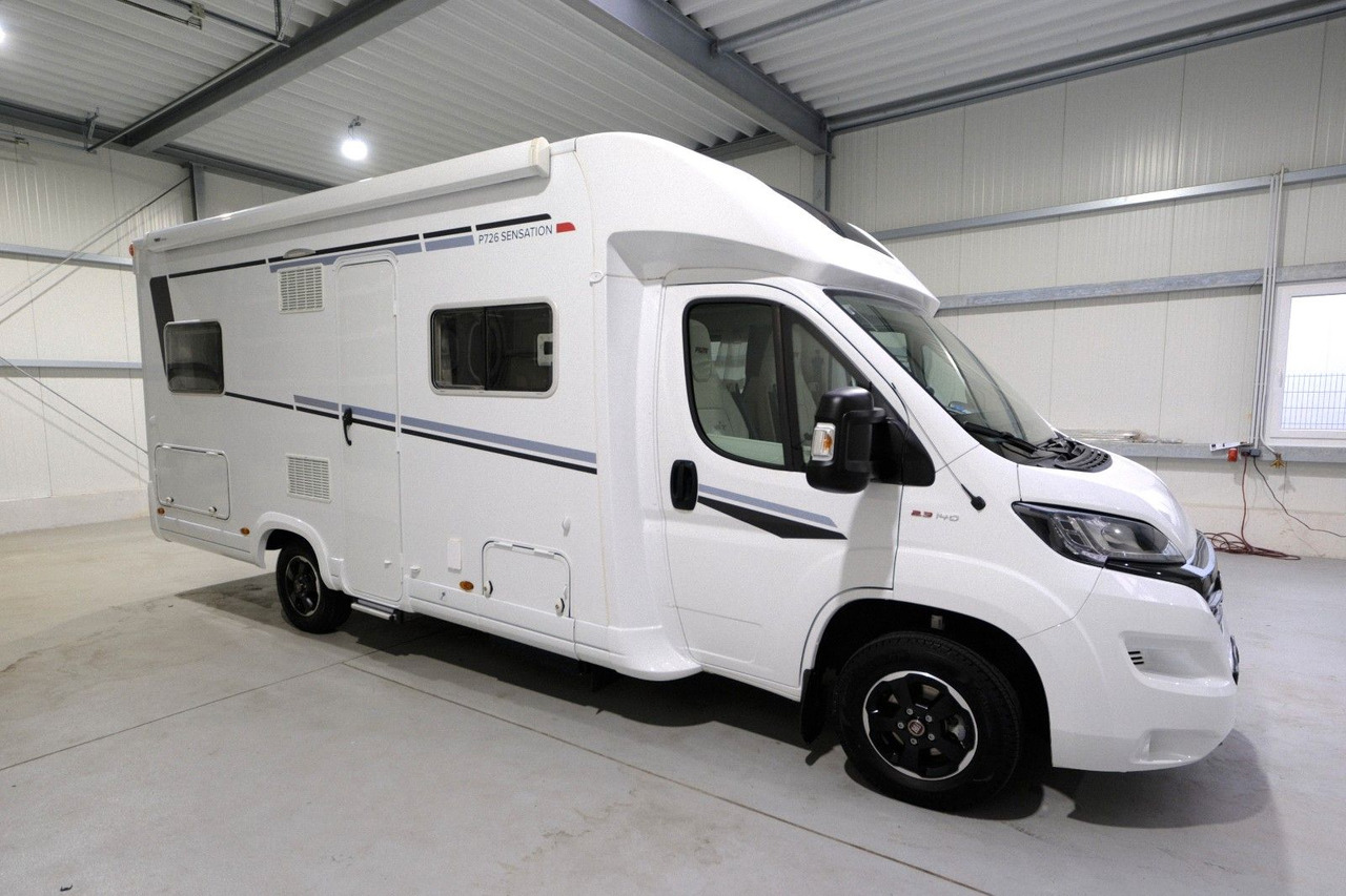 Pilote P 726 Sensation/Festbett+Hubbett/Solar/Klima/TOP - Semi-integrated motorhome: picture 1 Pilote P 726 Sensation/Festbett+Hubbett/Solar/Klima/TOP - Semi-integrated motorhome: picture 1
