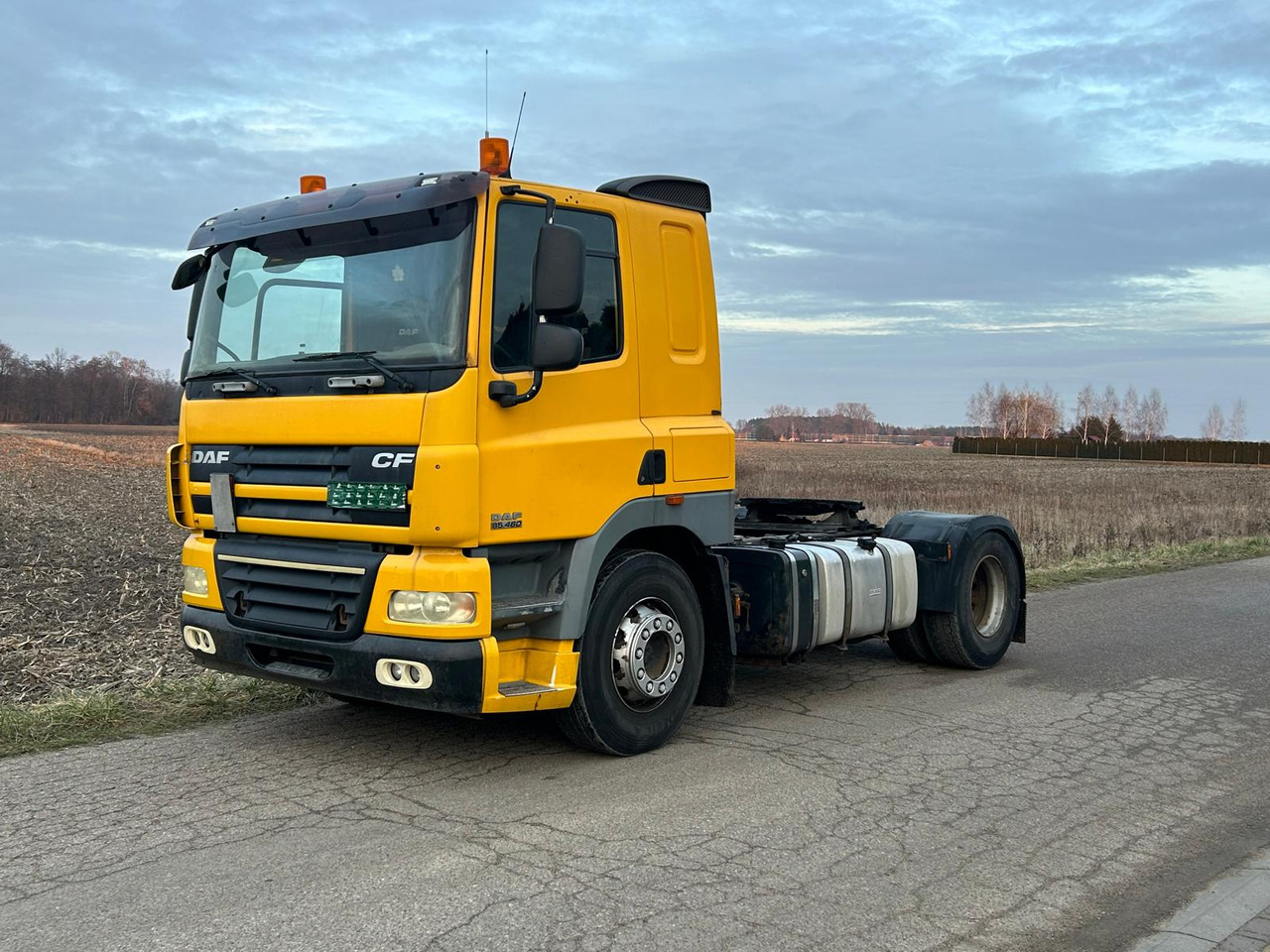 DAF - Cab chassis truck: picture 2 DAF - Cab chassis truck: picture 2