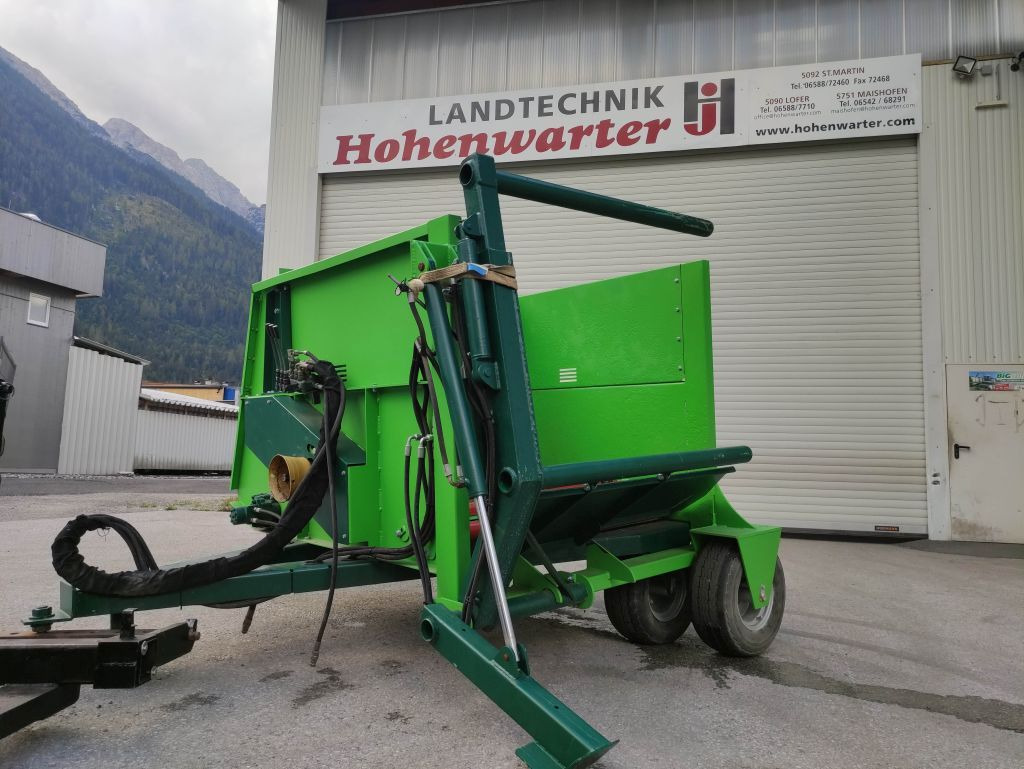 Eigenbau Rundballenauflöser (15577) - Straw shredder: picture 1 Eigenbau Rundballenauflöser (15577) - Straw shredder: picture 1