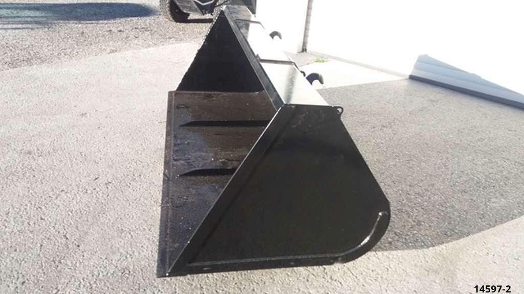 Stekro Schaufel gerundet 2,4 m mit EURO-Aufnahme (14597) - Bucket for Agricultural machinery: picture 3 Stekro Schaufel gerundet 2,4 m mit EURO-Aufnahme (14597) - Bucket for Agricultural machinery: picture 3