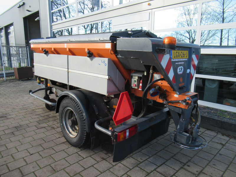 Epoke Igloo S2400 TSR 1,6M3 Saltstreuer Saltspreader Aanhanger zoutstrooier - Sand/ Salt spreader: picture 5 Epoke Igloo S2400 TSR 1,6M3 Saltstreuer Saltspreader Aanhanger zoutstrooier - Sand/ Salt spreader: picture 5