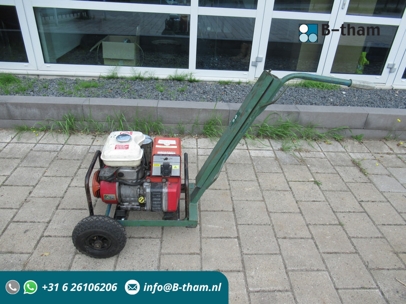 Honda Aggregaat 750 Generator 750W / 220V - Generator set: picture 1 Honda Aggregaat 750 Generator 750W / 220V - Generator set: picture 1