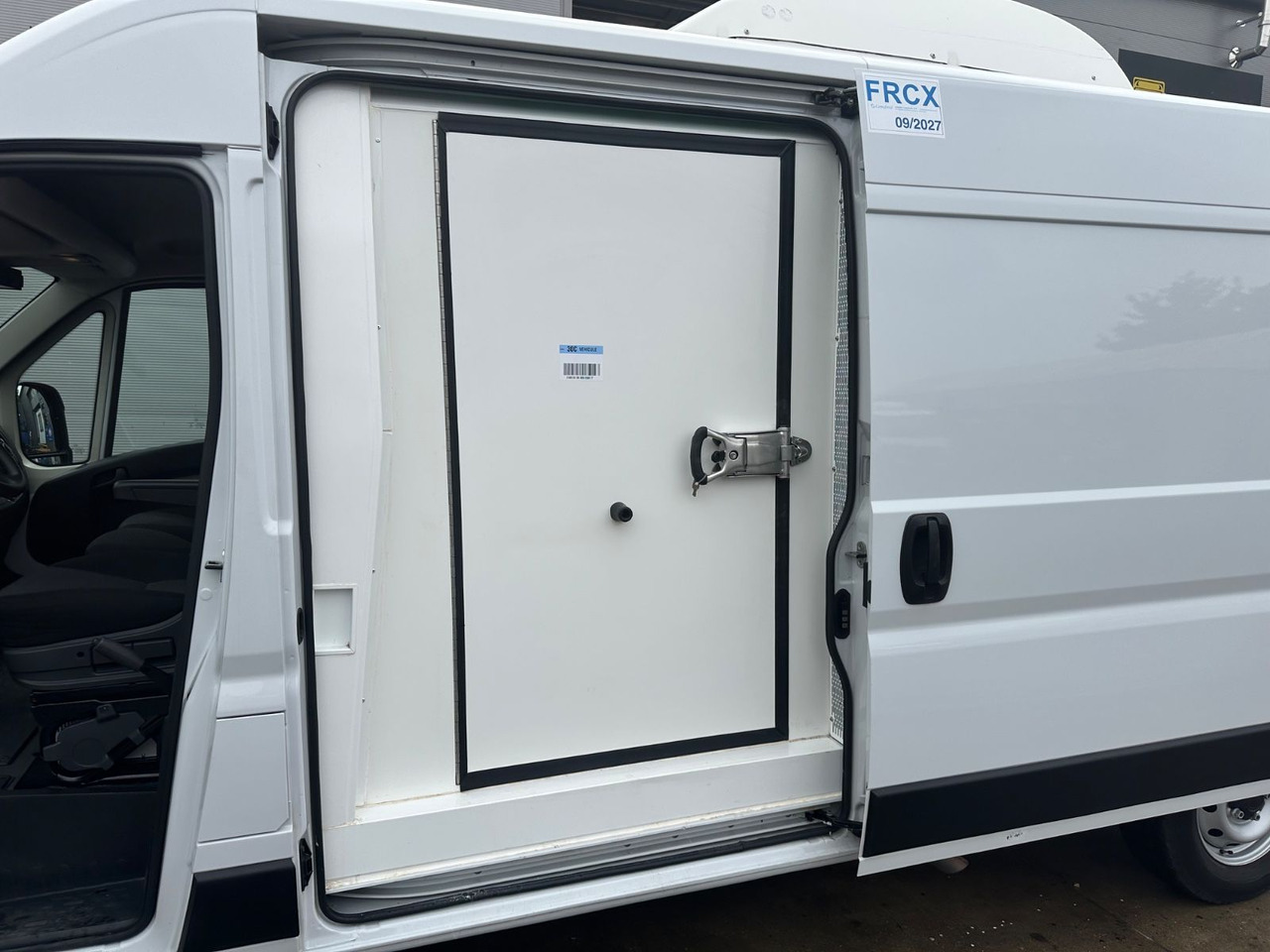 Refrigerated van Fiat Ducato Isberg Pharma-Kühler -30°C/4°C/22°C: picture 7