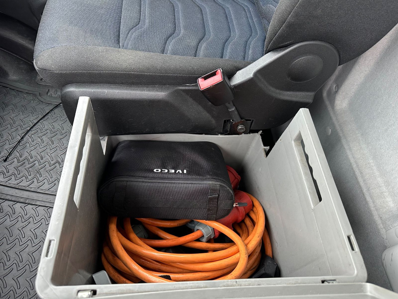 Refrigerated van Iveco Daily 70C21/LBW/Tiefkühler/Tüv neu/Wilke: picture 15 Refrigerated van Iveco Daily 70C21/LBW/Tiefkühler/Tüv neu/Wilke: picture 15