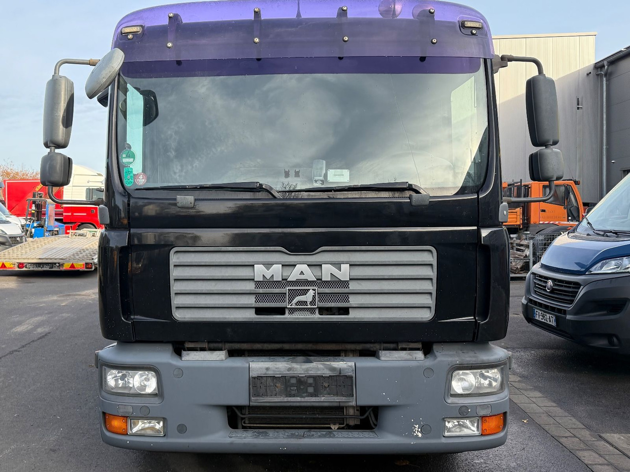 MAN TGL 8.210 Moetefindt, Doppelstock, Winde, Klima - Autotransporter truck: picture 2 MAN TGL 8.210 Moetefindt, Doppelstock, Winde, Klima - Autotransporter truck: picture 2