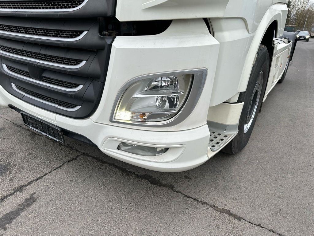 DAF XF 460 FT Eurolohr KIT*Nebenantrieb*Euro6 DAF XF 460 FT Eurolohr KIT*Nebenantrieb*Euro6 - Tractor unit: picture 5 DAF XF 460 FT Eurolohr KIT*Nebenantrieb*Euro6 DAF XF 460 FT Eurolohr KIT*Nebenantrieb*Euro6 - Tractor unit: picture 5