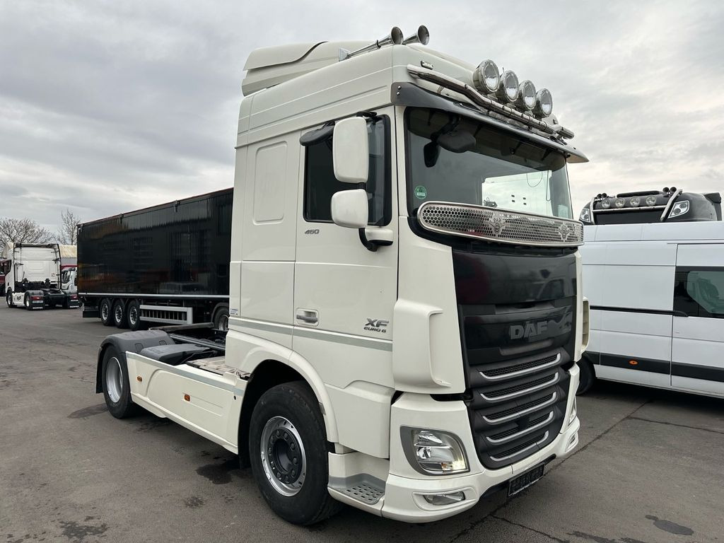 DAF XF 460 FT Eurolohr KIT*Nebenantrieb*Euro6 DAF XF 460 FT Eurolohr KIT*Nebenantrieb*Euro6 - Tractor unit: picture 1 DAF XF 460 FT Eurolohr KIT*Nebenantrieb*Euro6 DAF XF 460 FT Eurolohr KIT*Nebenantrieb*Euro6 - Tractor unit: picture 1