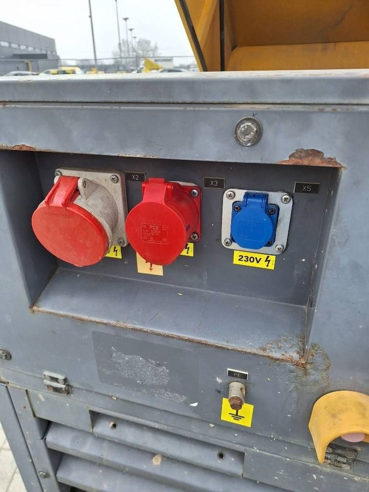 Atlas Copco QAX 40 - Generator set: picture 4 Atlas Copco QAX 40 - Generator set: picture 4