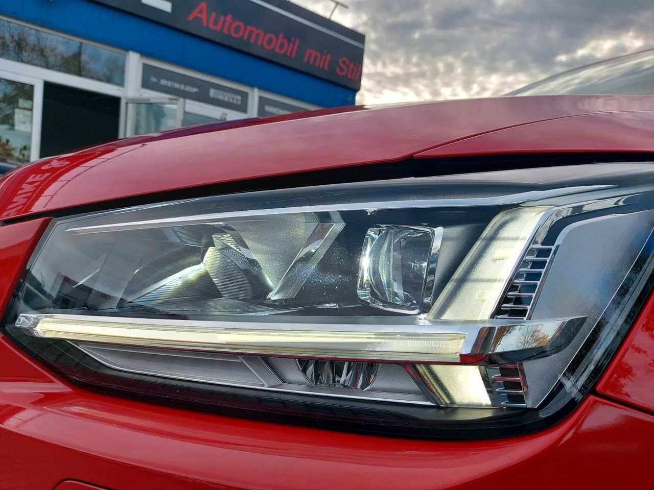 Audi Q2 40 TFSI quattro sport LED Leder Kamera AHK - SUV: picture 2 Audi Q2 40 TFSI quattro sport LED Leder Kamera AHK - SUV: picture 2