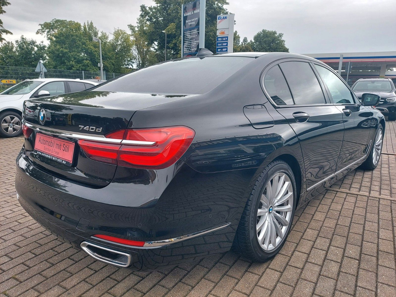 Sedan BMW 740 Baureihe 7 Lim 740 d xDrive Glasdach ACC: picture 6 Sedan BMW 740 Baureihe 7 Lim 740 d xDrive Glasdach ACC: picture 6