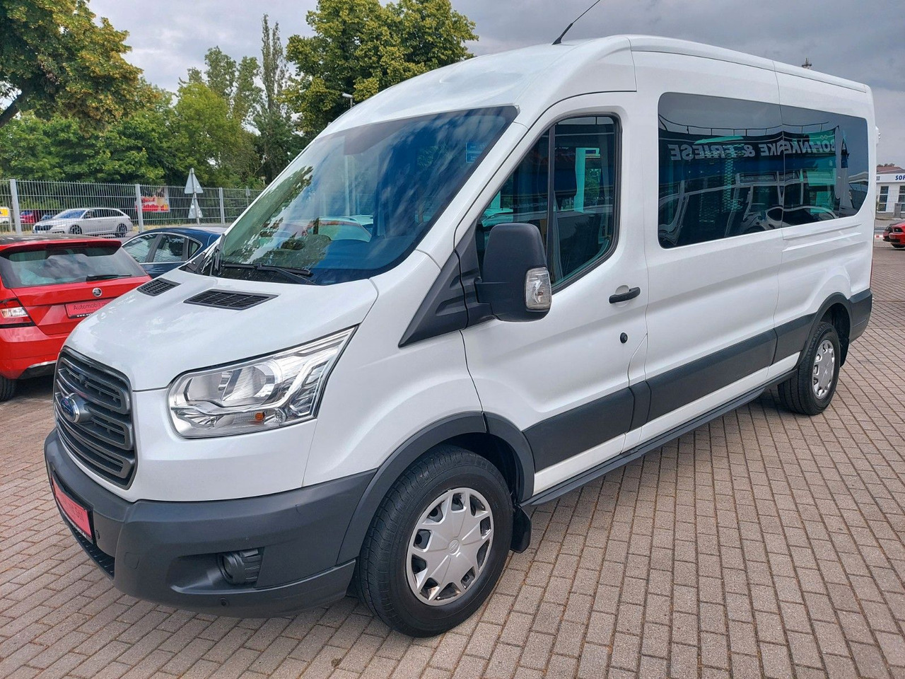 Ford Transit Kombi 350 L3 hoch Trend Rollstuhl Lift - Passenger van: picture 2 Ford Transit Kombi 350 L3 hoch Trend Rollstuhl Lift - Passenger van: picture 2