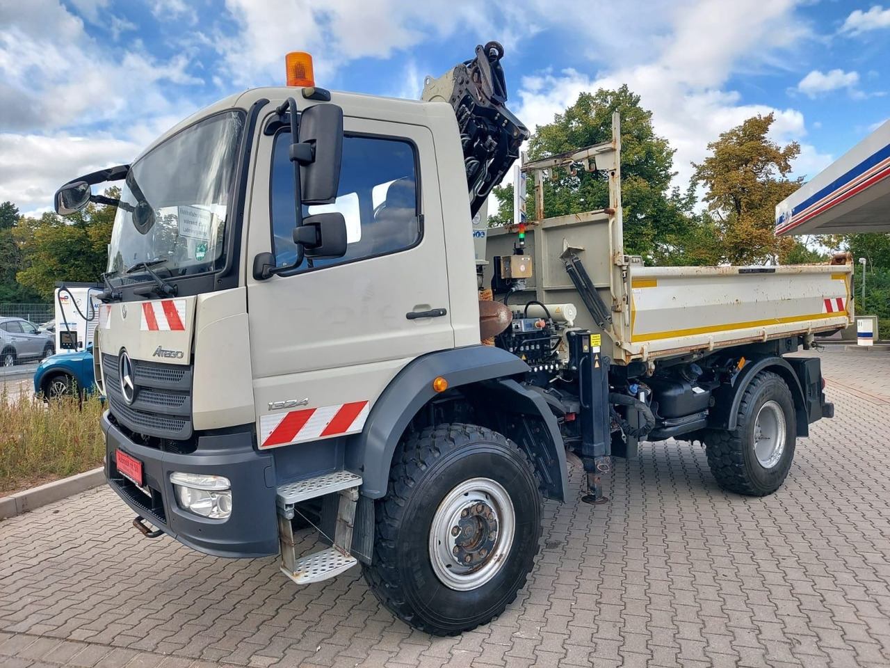 Mercedes-Benz Atego / 1324 MEILLER 4X4 KRAN ATLAS 116.3 Kipper - Tipper, Crane truck: picture 2 Mercedes-Benz Atego / 1324 MEILLER 4X4 KRAN ATLAS 116.3 Kipper - Tipper, Crane truck: picture 2