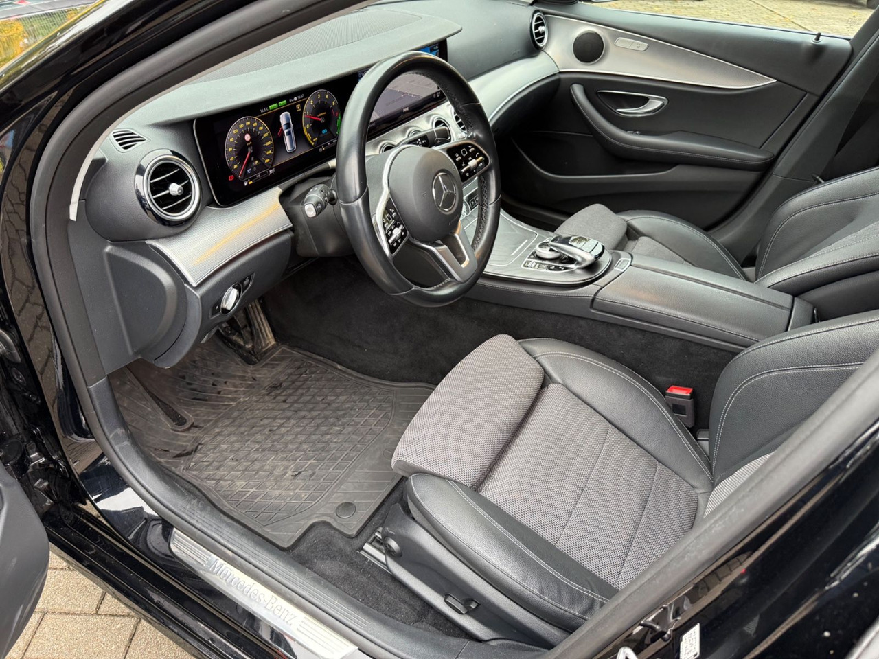 Station wagon Mercedes-Benz E -Klasse T-Modell E 300 de LED NAVI ACC TEILLED: picture 22