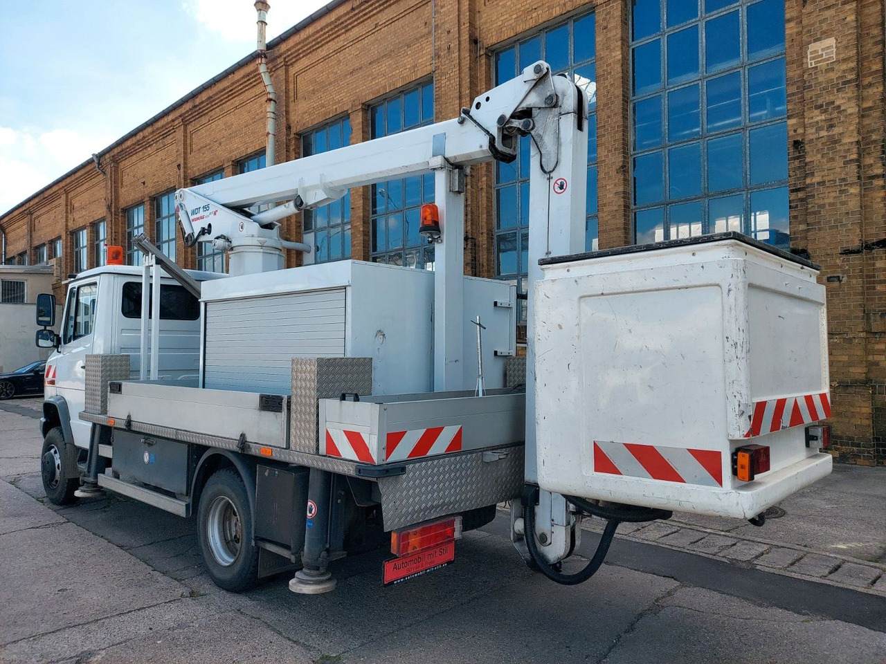 Truck mounted aerial platform Mercedes-Benz VARIO 814D HUB Steiger WUMAG WDT 155 4X4 ALLRAD: picture 6 Truck mounted aerial platform Mercedes-Benz VARIO 814D HUB Steiger WUMAG WDT 155 4X4 ALLRAD: picture 6