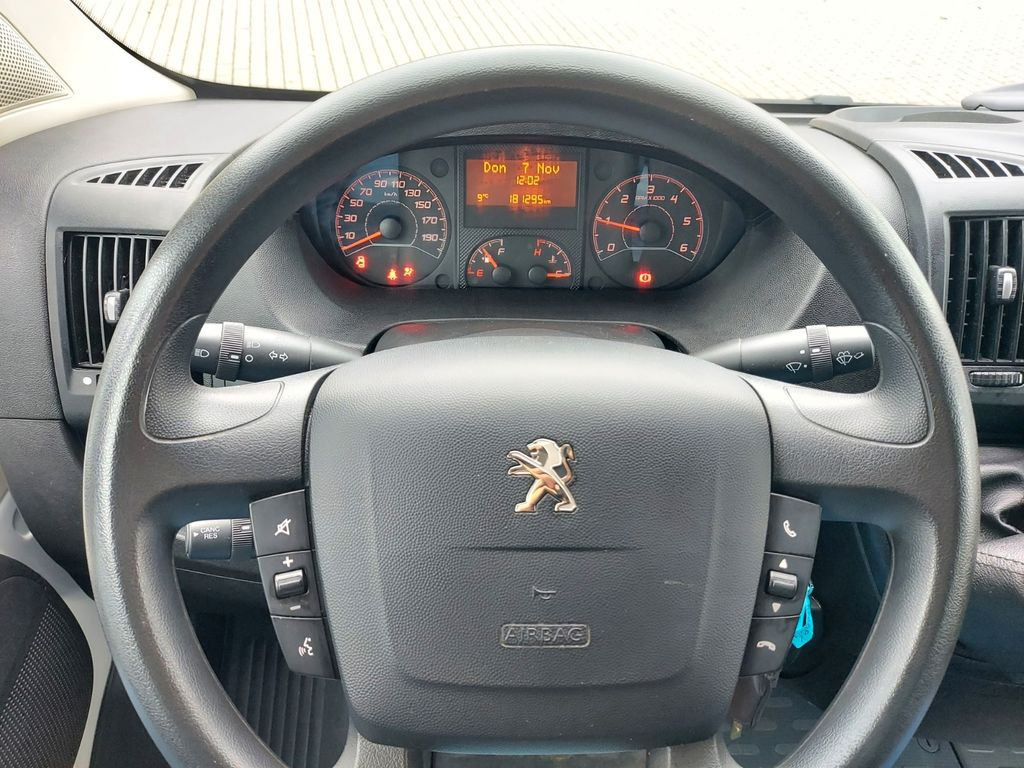 Leasing of Peugeot Boxer Kasten Hoch L3H2 lang Klima 2x Schiebetür  Peugeot Boxer Kasten Hoch L3H2 lang Klima 2x Schiebetür: picture 14