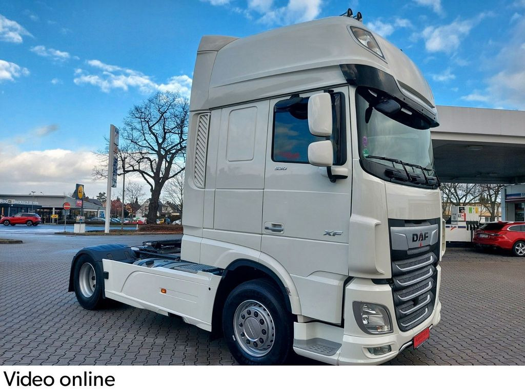 DAF XF 530 FT SuperSpaceCab ACC Luftfeder Retarder - Tractor unit: picture 1 DAF XF 530 FT SuperSpaceCab ACC Luftfeder Retarder - Tractor unit: picture 1