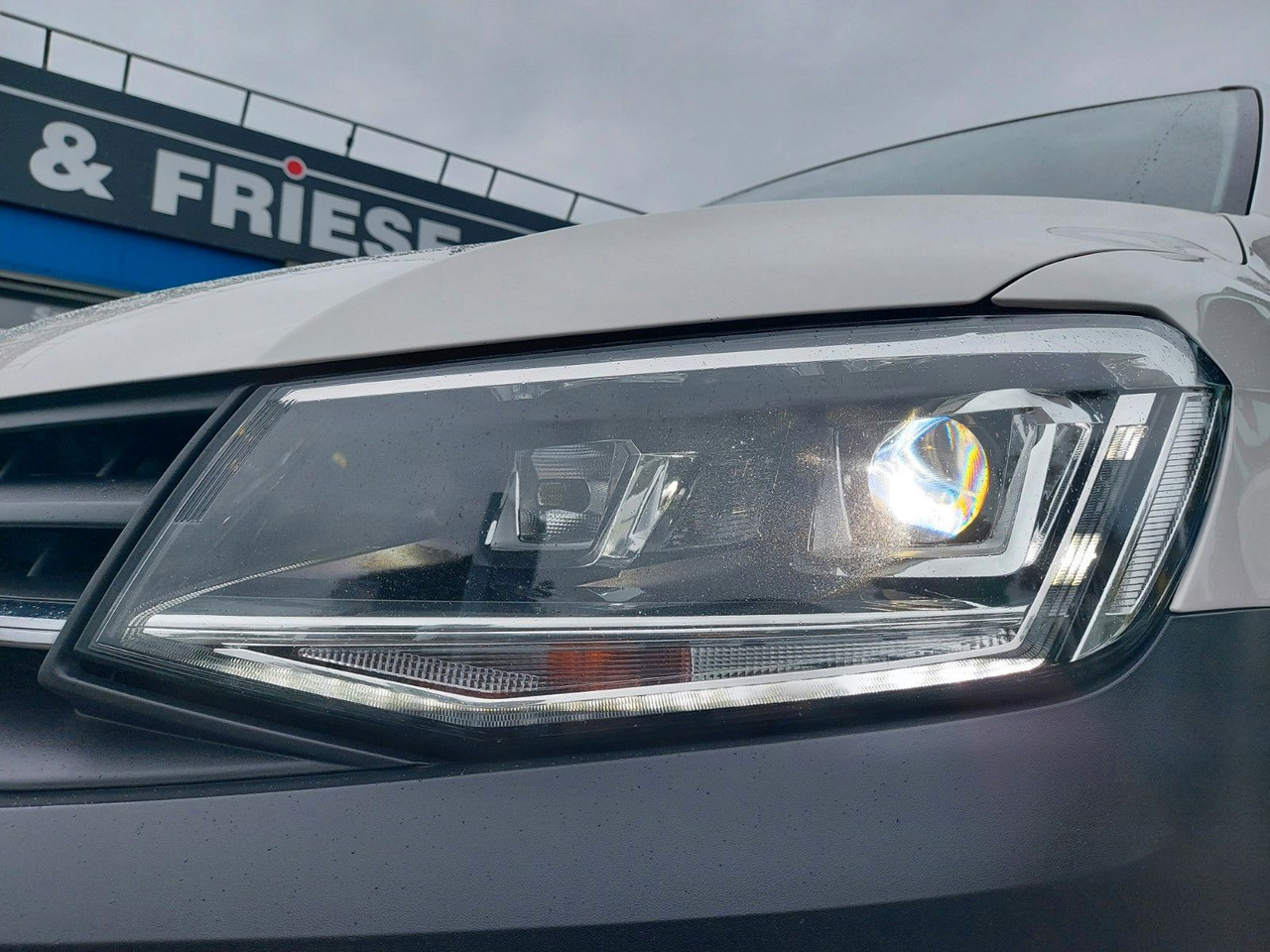 Volkswagen Caddy Kasten Klima Xenon Bluetooth - Passenger van: picture 2 Volkswagen Caddy Kasten Klima Xenon Bluetooth - Passenger van: picture 2