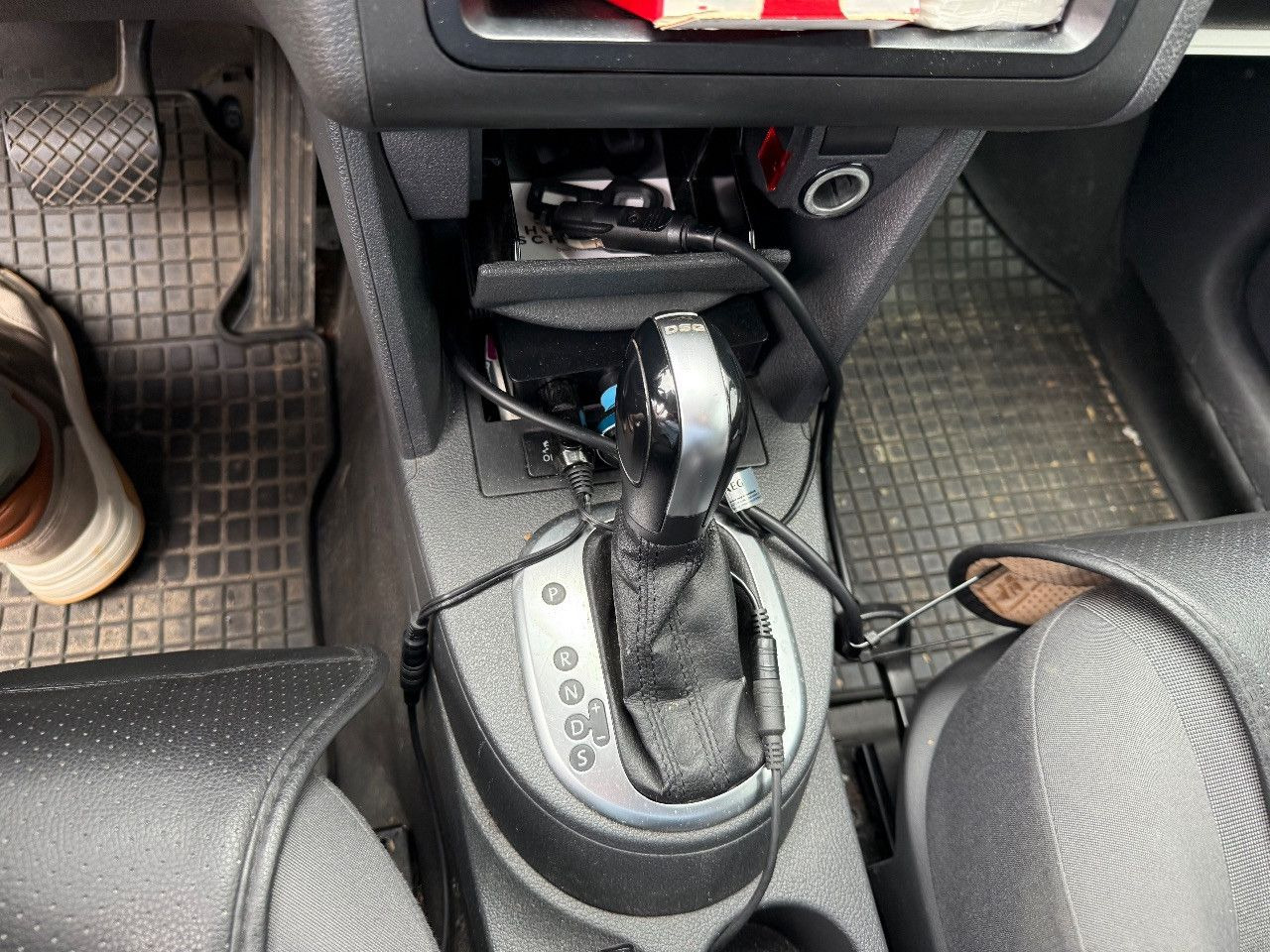 Volkswagen Caddy Maxi Kasten/Kombi Maxi DSG KLIMA AHK - Passenger van: picture 4 Volkswagen Caddy Maxi Kasten/Kombi Maxi DSG KLIMA AHK - Passenger van: picture 4