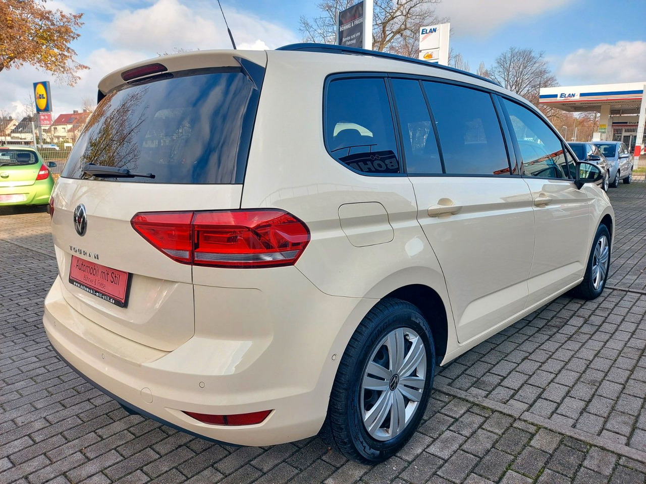 Volkswagen Touran 2.0 TDI SCR DSG Comfortline TAXI 7 Sitze - Passenger van: picture 4 Volkswagen Touran 2.0 TDI SCR DSG Comfortline TAXI 7 Sitze - Passenger van: picture 4