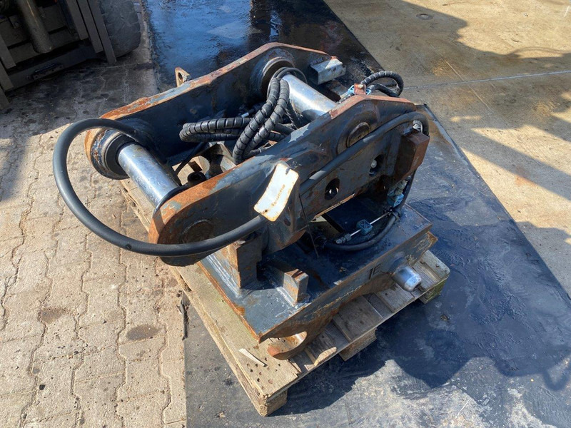 INDEXATOR PTS-10 - Tiltrotator: picture 1 INDEXATOR PTS-10 - Tiltrotator: picture 1