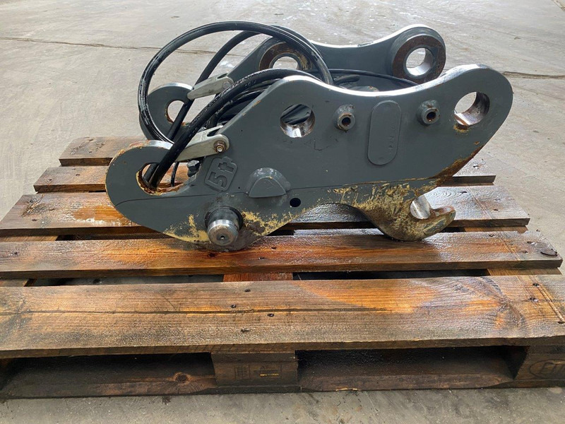 Liebherr SW33 - Quick coupler: picture 1 Liebherr SW33 - Quick coupler: picture 1