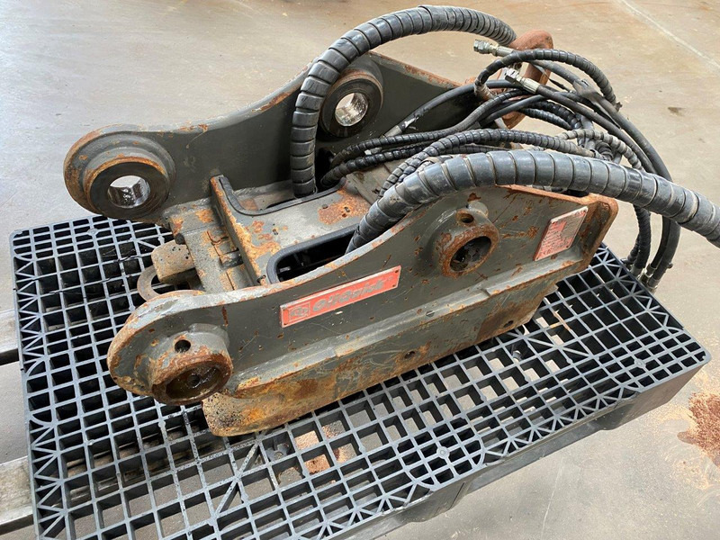 Oil Quick OQ 70 - Quick coupler: picture 2 Oil Quick OQ 70 - Quick coupler: picture 2