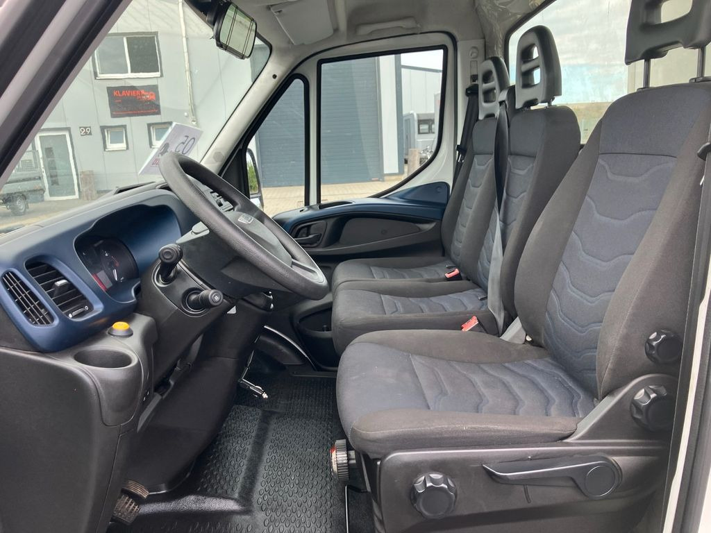 Refrigerated van Iveco Daily 35C18 MAXICARGO Kühlkoffer/CARRIER/AC/EU6: picture 11
