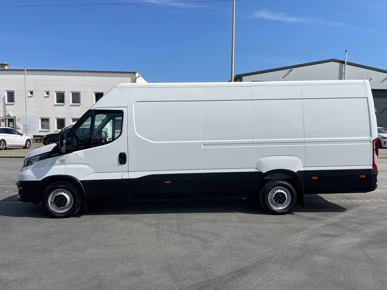 Iveco Daily 35S16 L4H2 Kastenwagen/GARANTIE/4680mm/AC - Panel van: picture 4 Iveco Daily 35S16 L4H2 Kastenwagen/GARANTIE/4680mm/AC - Panel van: picture 4