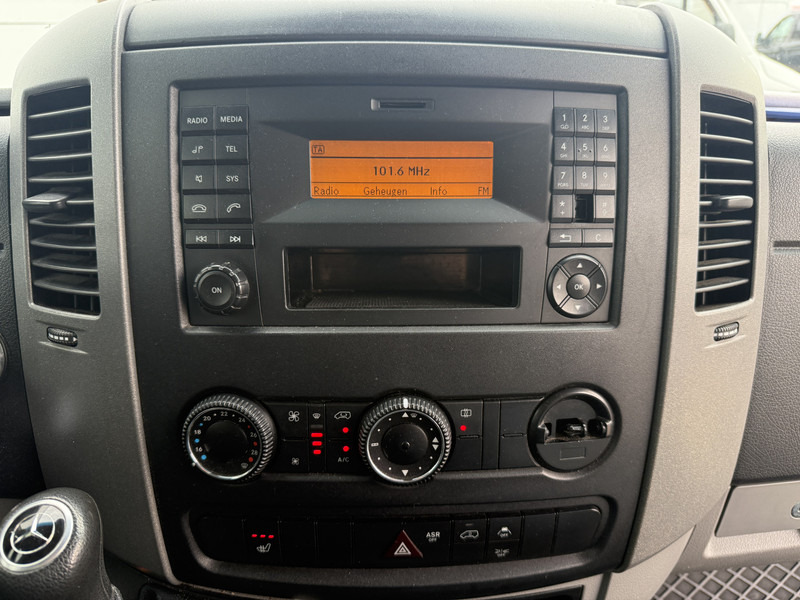 Box van Mercedes-Benz Sprinter 316 2.2 CDI Automaat Laadklep Lane Assist Standkachel Climate Control Bakwagen Meubelbak: picture 16 Box van Mercedes-Benz Sprinter 316 2.2 CDI Automaat Laadklep Lane Assist Standkachel Climate Control Bakwagen Meubelbak: picture 16