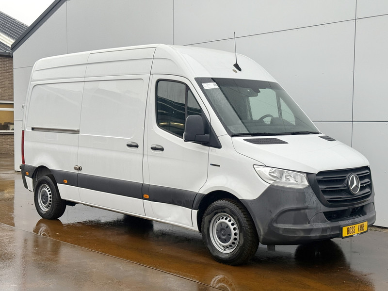 Mercedes-Benz eSprinter 312 55kWh ALL-IN PRIJS L2H2 55kWh 168km WLTP 80kw Snelladen Climate Control Camera Stoelverwarming - Small van, Electric van: picture 4 Mercedes-Benz eSprinter 312 55kWh ALL-IN PRIJS L2H2 55kWh 168km WLTP 80kw Snelladen Climate Control Camera Stoelverwarming - Small van, Electric van: picture 4