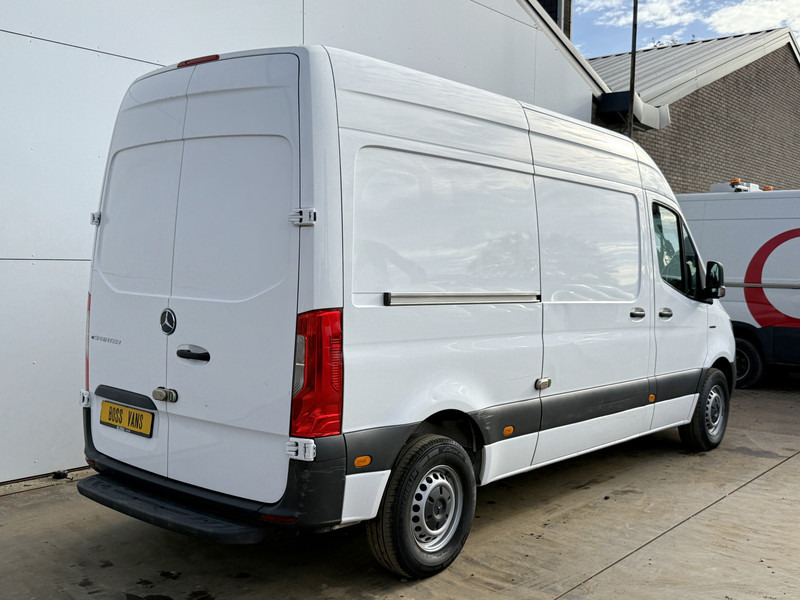 Mercedes-Benz eSprinter 312 55kWh ALL-IN PRIJS L2H2 55kWh 168km WLTP 80kw Snelladen Climate Control Stoelverwarming - Panel van, Electric van: picture 3 Mercedes-Benz eSprinter 312 55kWh ALL-IN PRIJS L2H2 55kWh 168km WLTP 80kw Snelladen Climate Control Stoelverwarming - Panel van, Electric van: picture 3