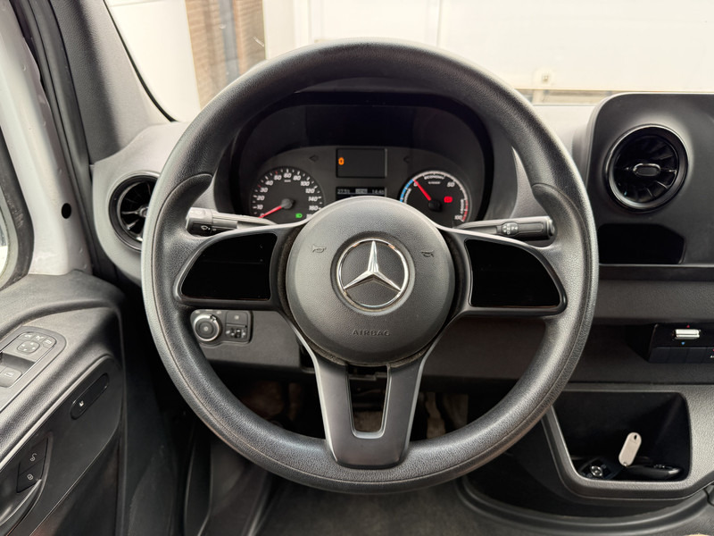 Leasing of Mercedes-Benz eSprinter 312 - Binnenkort verwacht! L2H2 100% Elektrisch 55kWh 168km WLTP 80kw Snelladen Climate Control Camera Stoelverwarming Mercedes-Benz eSprinter 312 - Binnenkort verwacht! L2H2 100% Elektrisch 55kWh 168km WLTP 80kw Snelladen Climate Control Camera Stoelverwarming: picture 17