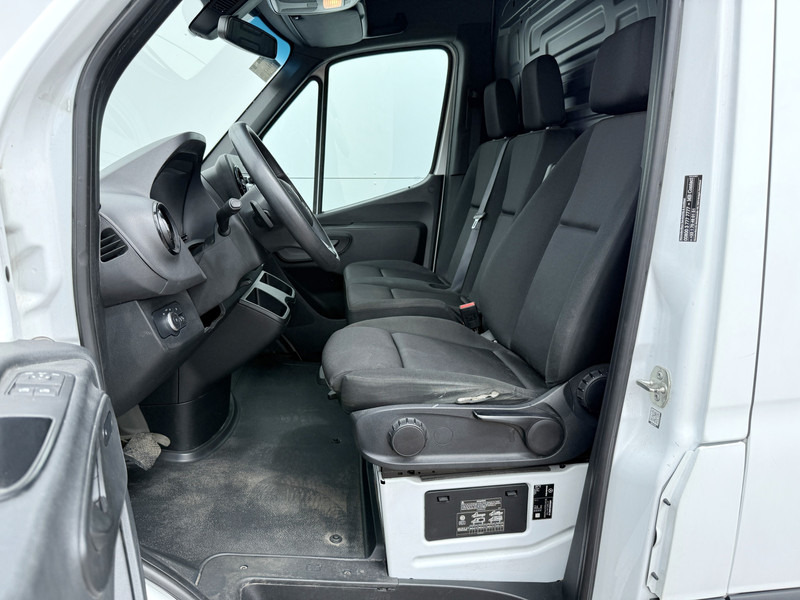 Leasing of Mercedes-Benz eSprinter 312 - Binnenkort verwacht! L2H2 100% Elektrisch 55kWh 168km WLTP 80kw Snelladen Climate Control Camera Stoelverwarming Mercedes-Benz eSprinter 312 - Binnenkort verwacht! L2H2 100% Elektrisch 55kWh 168km WLTP 80kw Snelladen Climate Control Camera Stoelverwarming: picture 7
