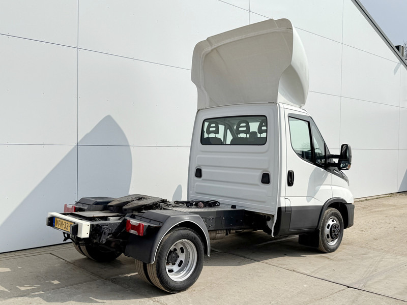 Iveco Daily 40C16 Automaat 8.796 kg GCW BE-Trekker BE-Combi Airco Cruise Control - Tractor unit: picture 3 Iveco Daily 40C16 Automaat 8.796 kg GCW BE-Trekker BE-Combi Airco Cruise Control - Tractor unit: picture 3