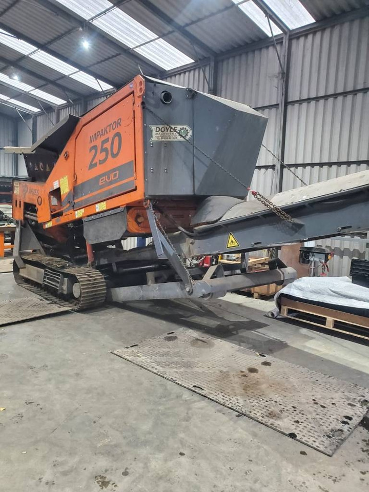 Arjes 250 Evo - Mobile crusher: picture 3 Arjes 250 Evo - Mobile crusher: picture 3