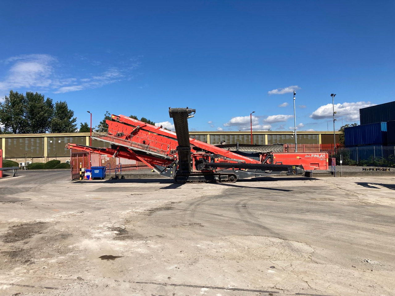 Finlay 694+ 3 Deck - Screener: picture 2 Finlay 694+ 3 Deck - Screener: picture 2