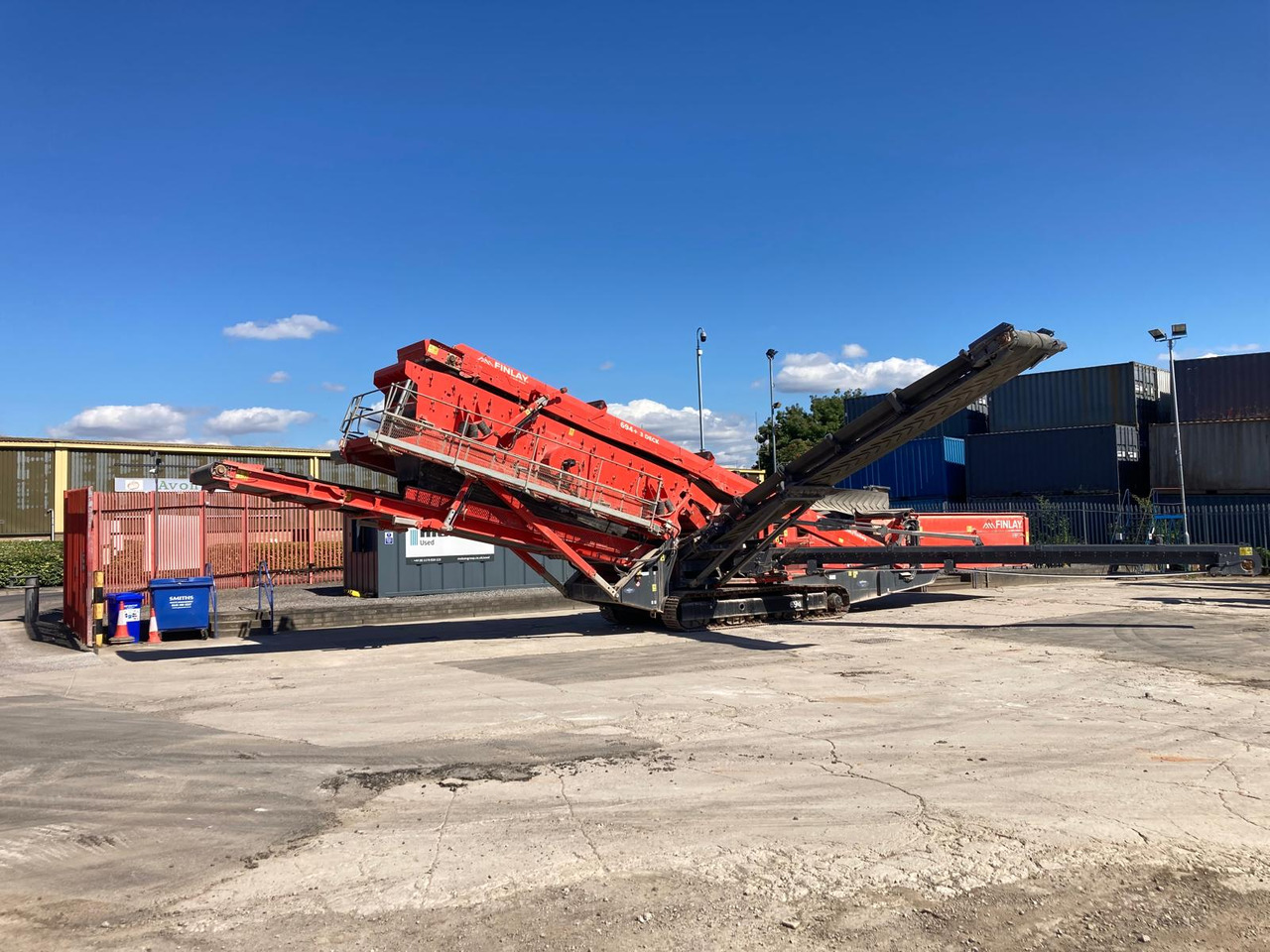 Finlay 694+ 3 Deck - Screener: picture 1 Finlay 694+ 3 Deck - Screener: picture 1