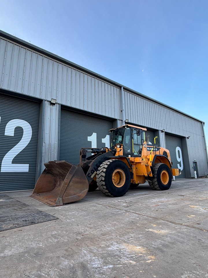 Hyundai HL960A - Wheel loader: picture 1 Hyundai HL960A - Wheel loader: picture 1