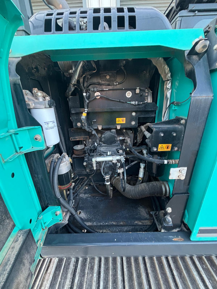 Crawler excavator Kobelco SK130LC-11: picture 17