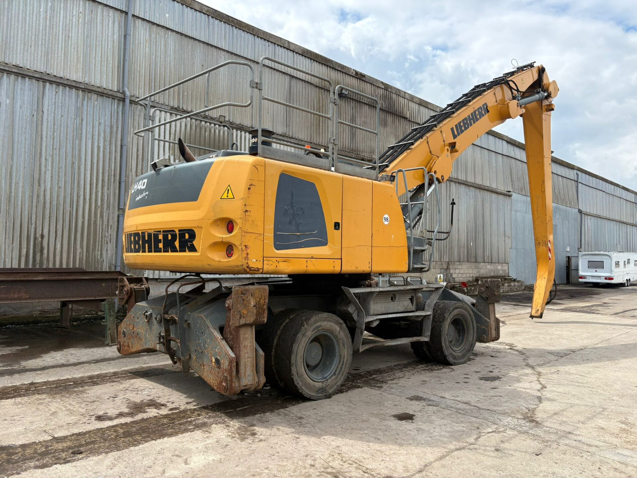 Liebherr LH40M Litronic - Waste/ Industry handler: picture 5 Liebherr LH40M Litronic - Waste/ Industry handler: picture 5