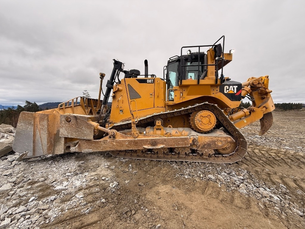 CAT D 8 T - Bulldozer: picture 2 CAT D 8 T - Bulldozer: picture 2