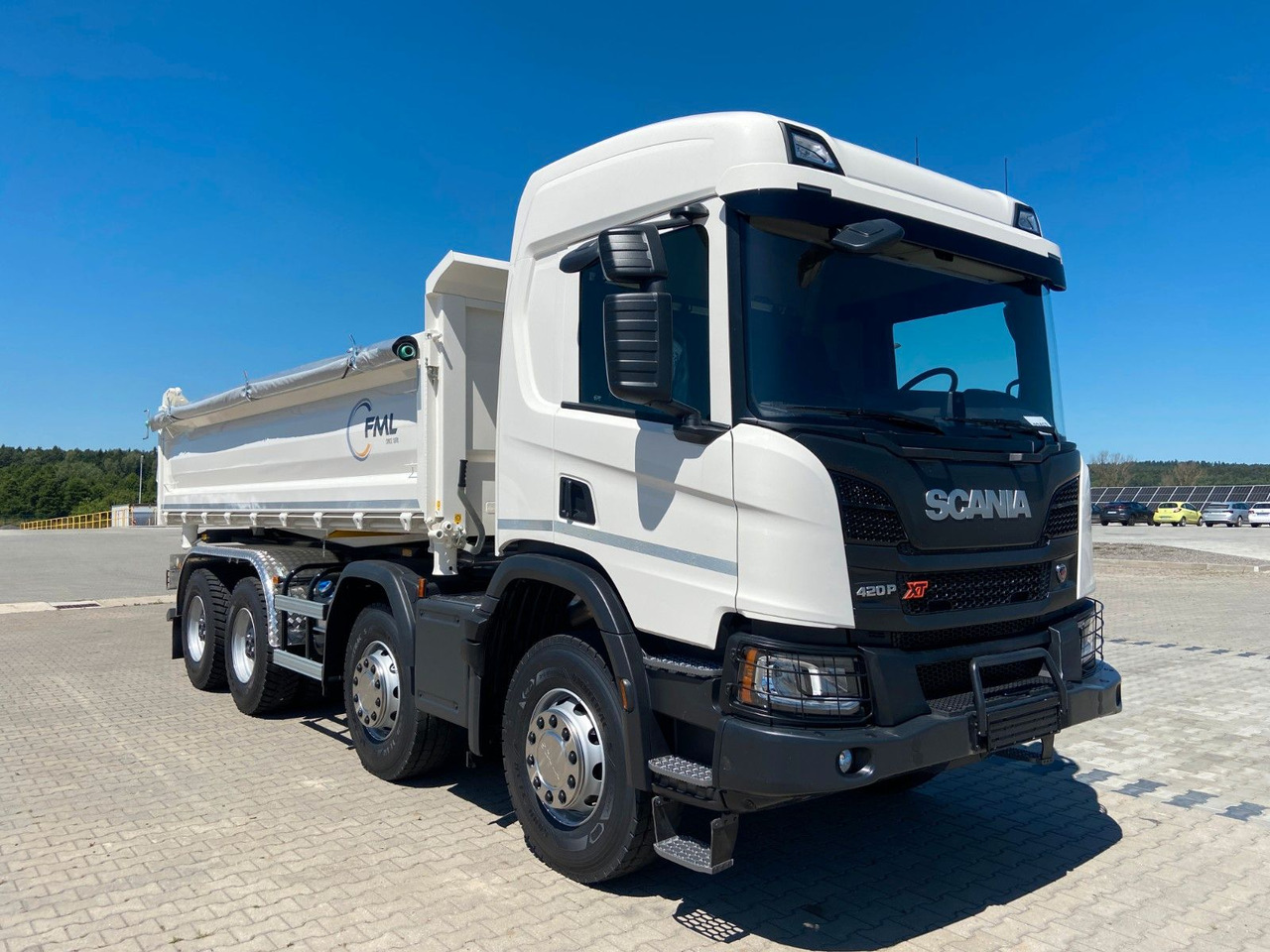 Scania P420 8x4 FML DREISEITENKIPPER - Tipper: picture 1 Scania P420 8x4 FML DREISEITENKIPPER - Tipper: picture 1