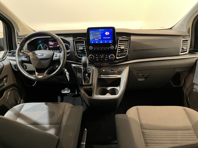 Ford Transit Custom Tourneo PHEV Titanium 130 PK Automaat 8 Persoons / 2x Schuifdeur / Euro 6 / CarPlay / Camera / Airco / Cruise Control / LMV / Navigatie / Klep / 14.000 KM !! - Car: picture 3 Ford Transit Custom Tourneo PHEV Titanium 130 PK Automaat 8 Persoons / 2x Schuifdeur / Euro 6 / CarPlay / Camera / Airco / Cruise Control / LMV / Navigatie / Klep / 14.000 KM !! - Car: picture 3