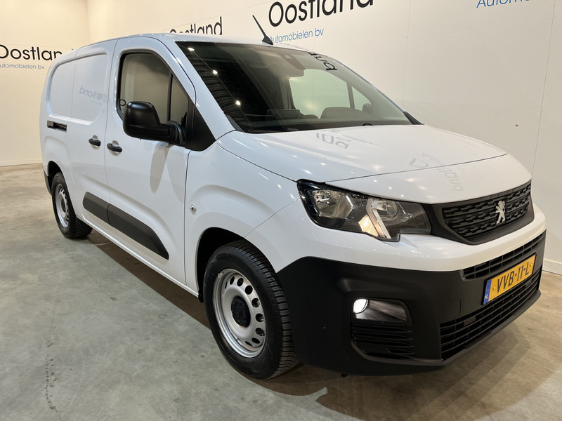 Small van, Electric van Peugeot e-Partner Premium Long 50 kWh / 100% Elektrisch / Airco / Cruise Control / PDC / Navigatie / CarPlay/ 2.500 KM !!: picture 17