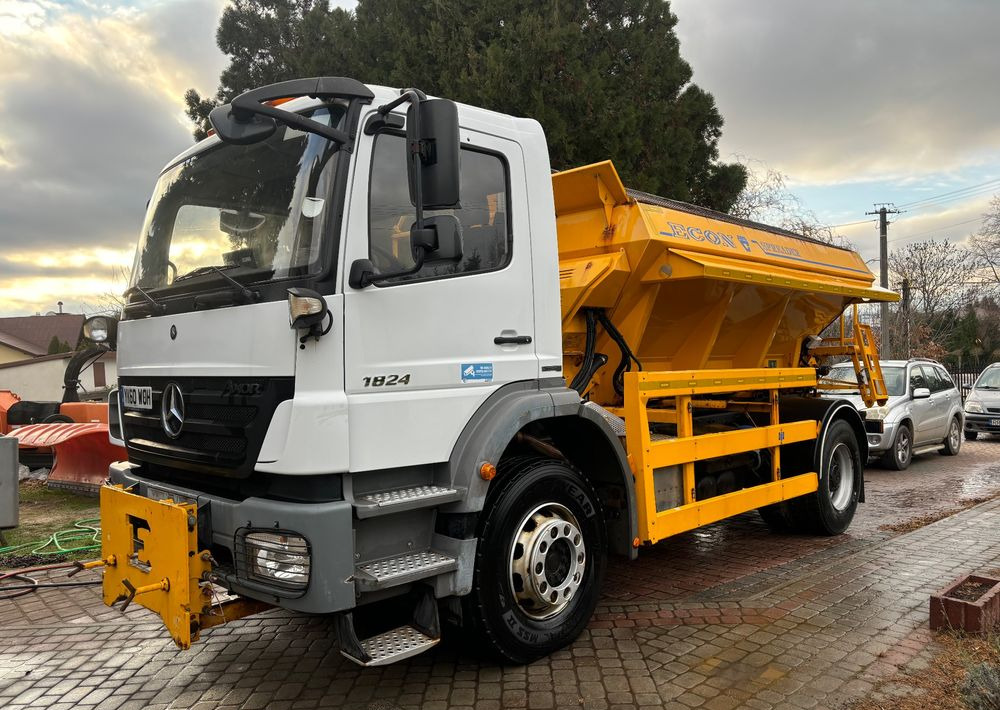 Snow removal vehicle Mercedes-Benz Axor 4x2 piaskarka solarka econ schmidt 1824 e5: picture 6