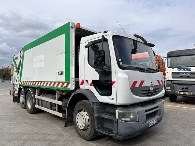Renault 310 DXI - Garbage truck: picture 2 Renault 310 DXI - Garbage truck: picture 2