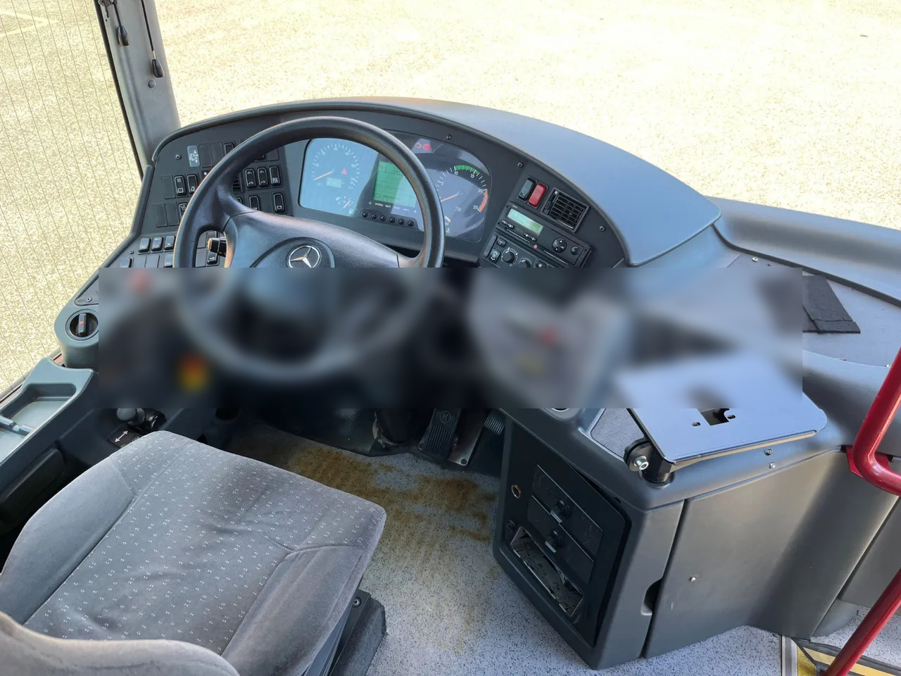 Bus MERCEDES-BENZ Integro: picture 10