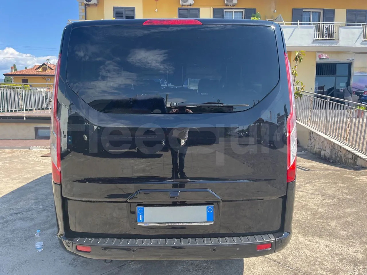Ford Tourneo Custom - Minibus, Passenger van: picture 5 Ford Tourneo Custom - Minibus, Passenger van: picture 5